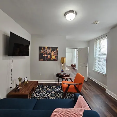 Luxurious 1 Bed 1 Bath Stay At The Historic Inman Champaign Exterior photo
