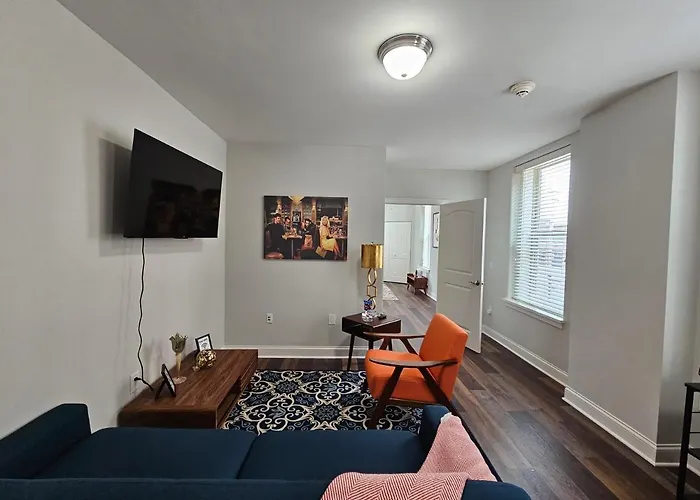 Luxurious 1 Bed 1 Bath Stay At The Historic Inman