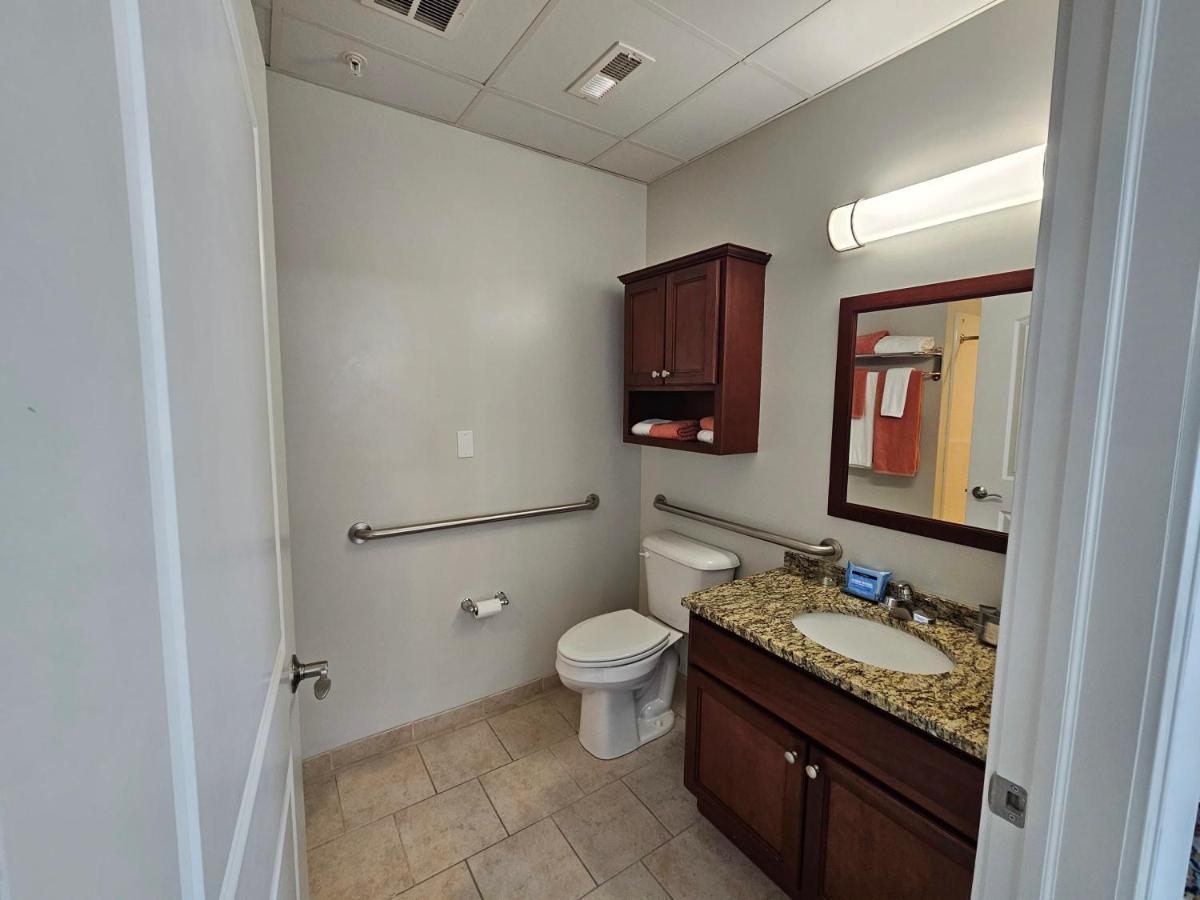 Luxurious 1 Bed 1 Bath At The Historic Inman *